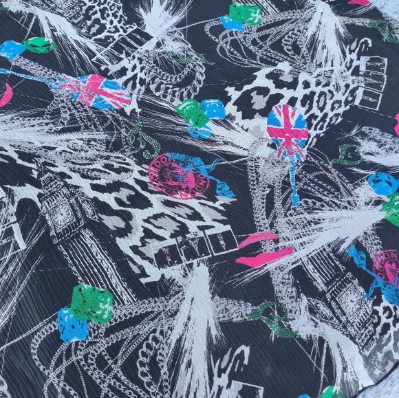 TWIGGY London 100% Silk Sleeveless Top Small - Picture 6 of 11